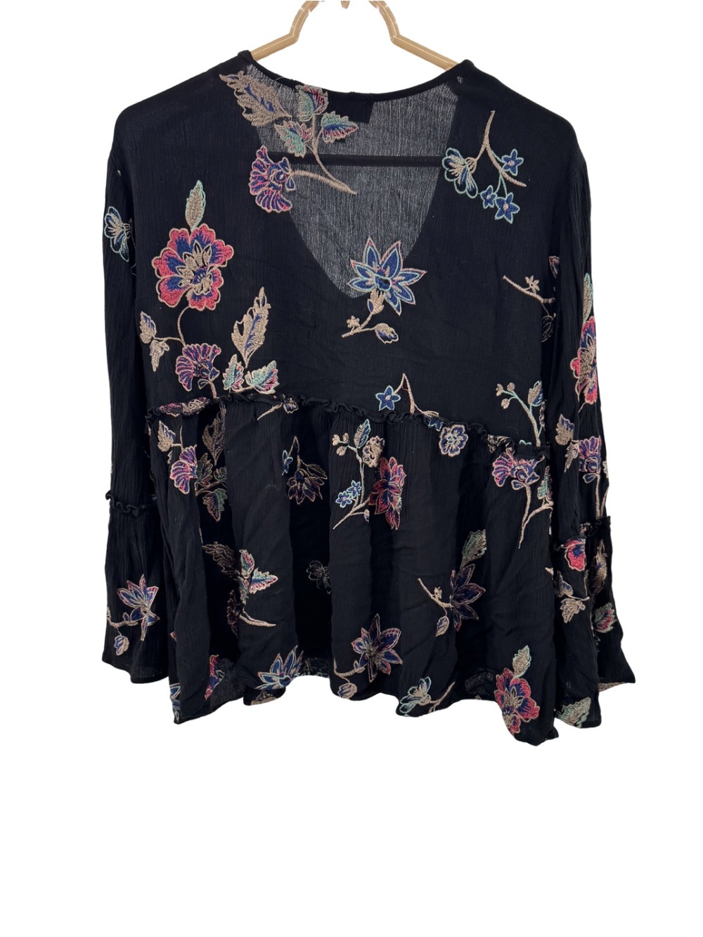 Karen Kane Black Embroidered V-Neck Peplum Top floral bell sleeve XL flowy boho - Picture 2 of 11